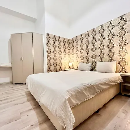 Apartament Old Town Gem In Prime Location Bucureşti