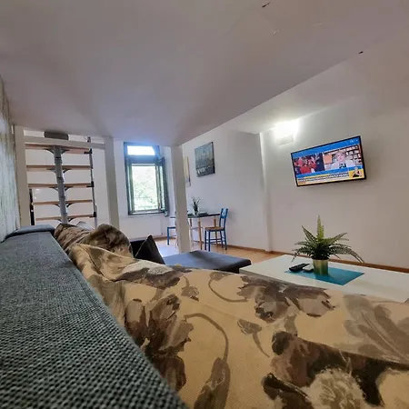 Apartment Old Town Gem In Prime Location